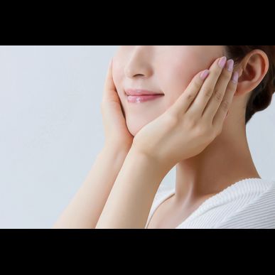 シミ、シワでお悩みの方におすすめの生コラーゲン化粧品。