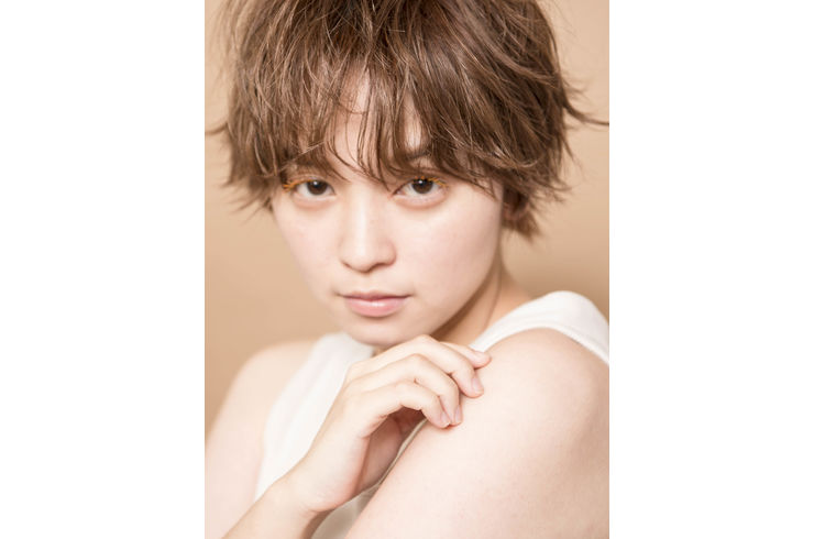 ショート　マッシュ　外ハネ