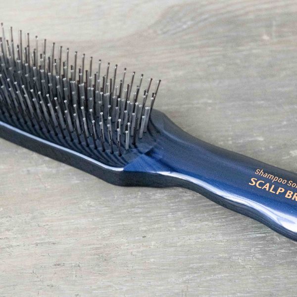 シャンプーブラシを使っていますか？ 効率よく汚れを落とす「ブラシ洗髪」